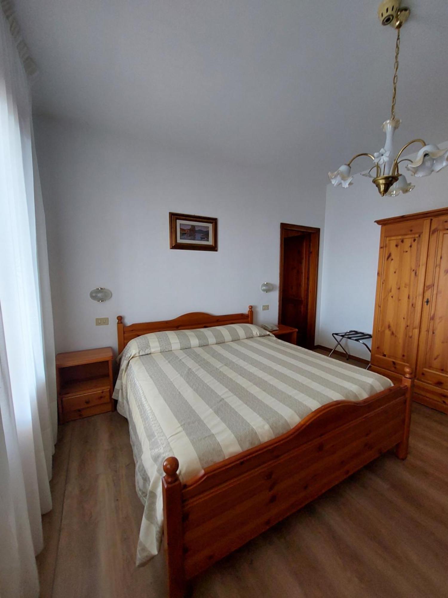 Albergo Alla Pineta Монтебелуна Екстериор снимка