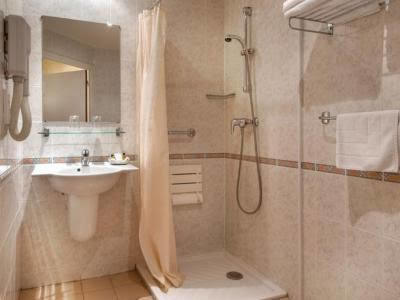 Albergo Alla Pineta Монтебелуна Екстериор снимка